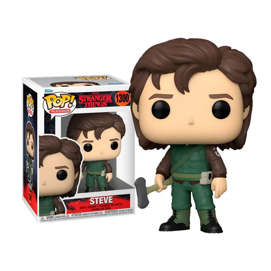 Stranger Things 4 - Steve in Hunter Outfit Pop! Vinyl Figure